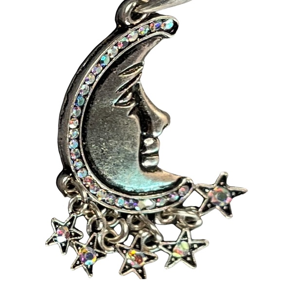 Beautiful moon with multicolored stones & dangly stars necklace on silver chain - Picture 6 of 12